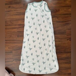 Kyte BABY White and Green Sleep Sack